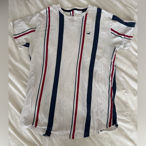 Hollister Other - Hollister stripped tee